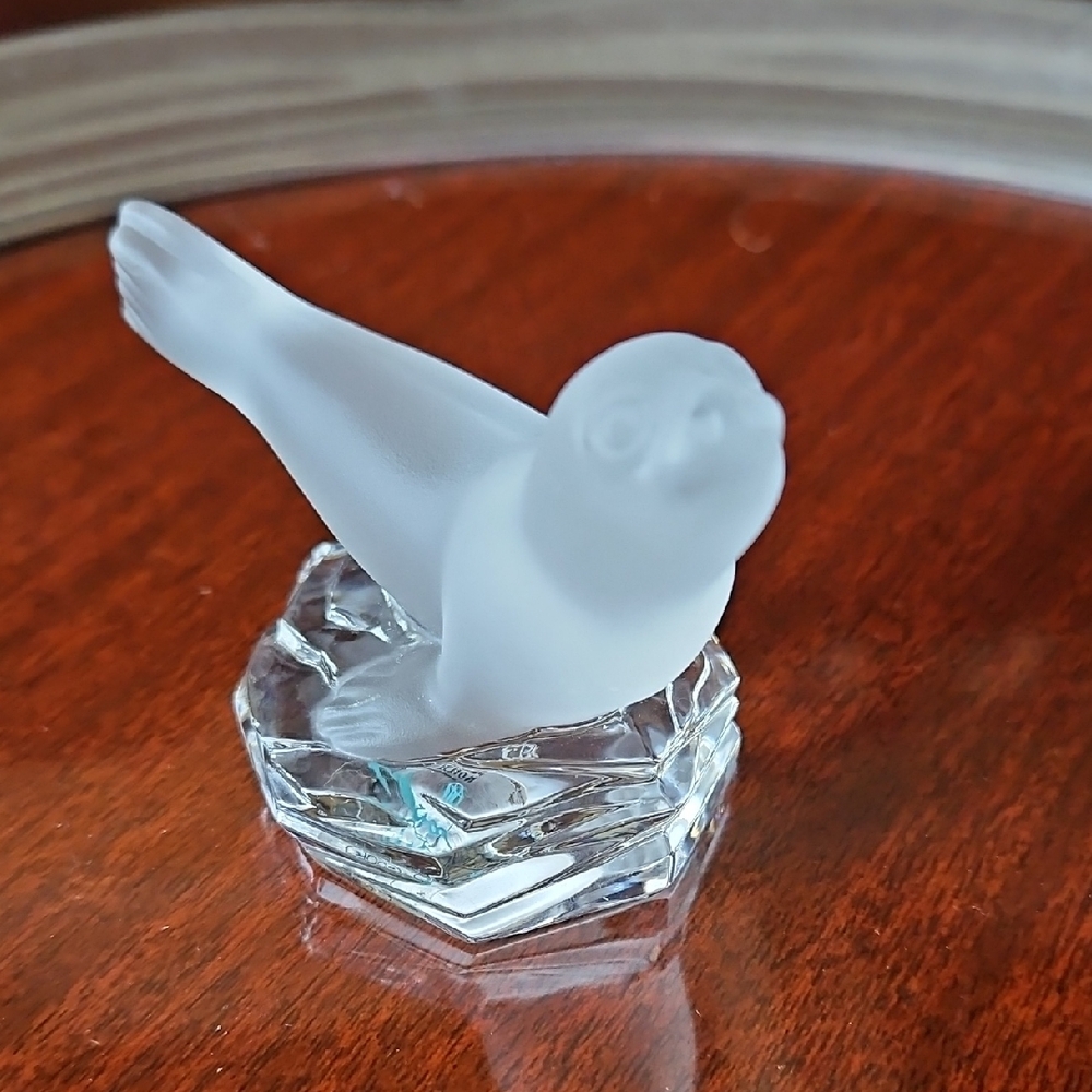 Vintage Goebel Frosted 24% Lead Crystal Seal Figurine Paperweight Germany